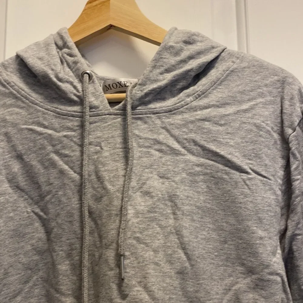 Sweater size L - Picture 2 of 3